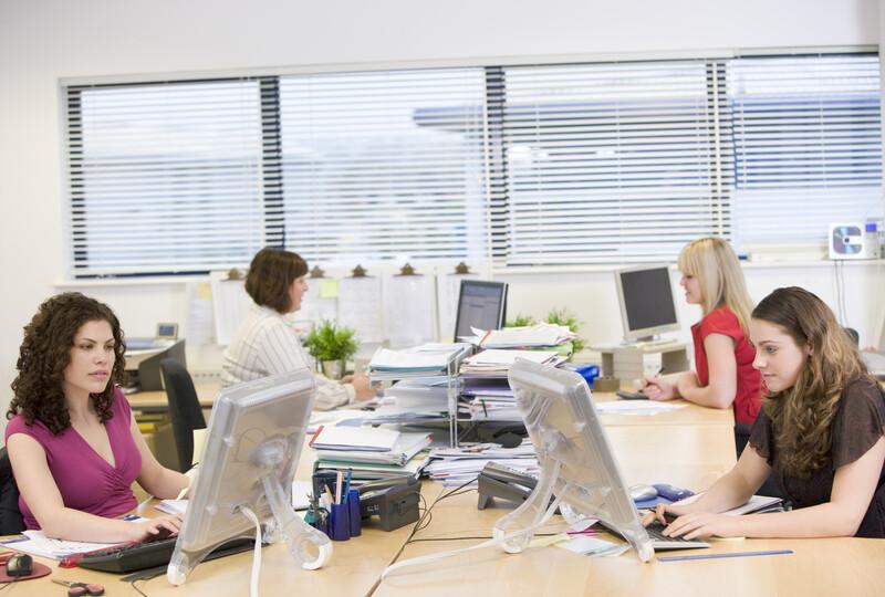 Canstockphoto7411087